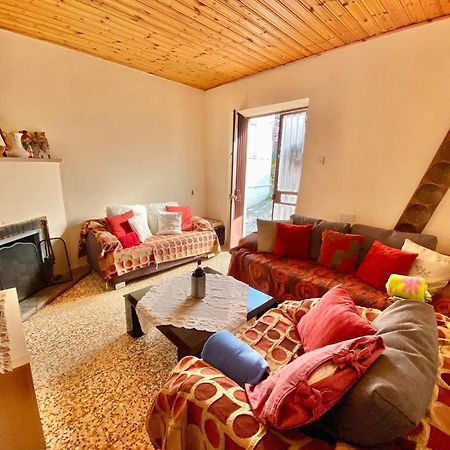 Saint Nicholas Heights Chakistra Luaran gambar