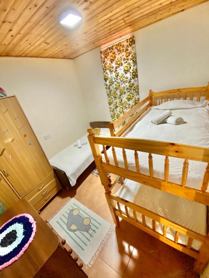 Saint Nicholas Heights Chakistra Luaran gambar