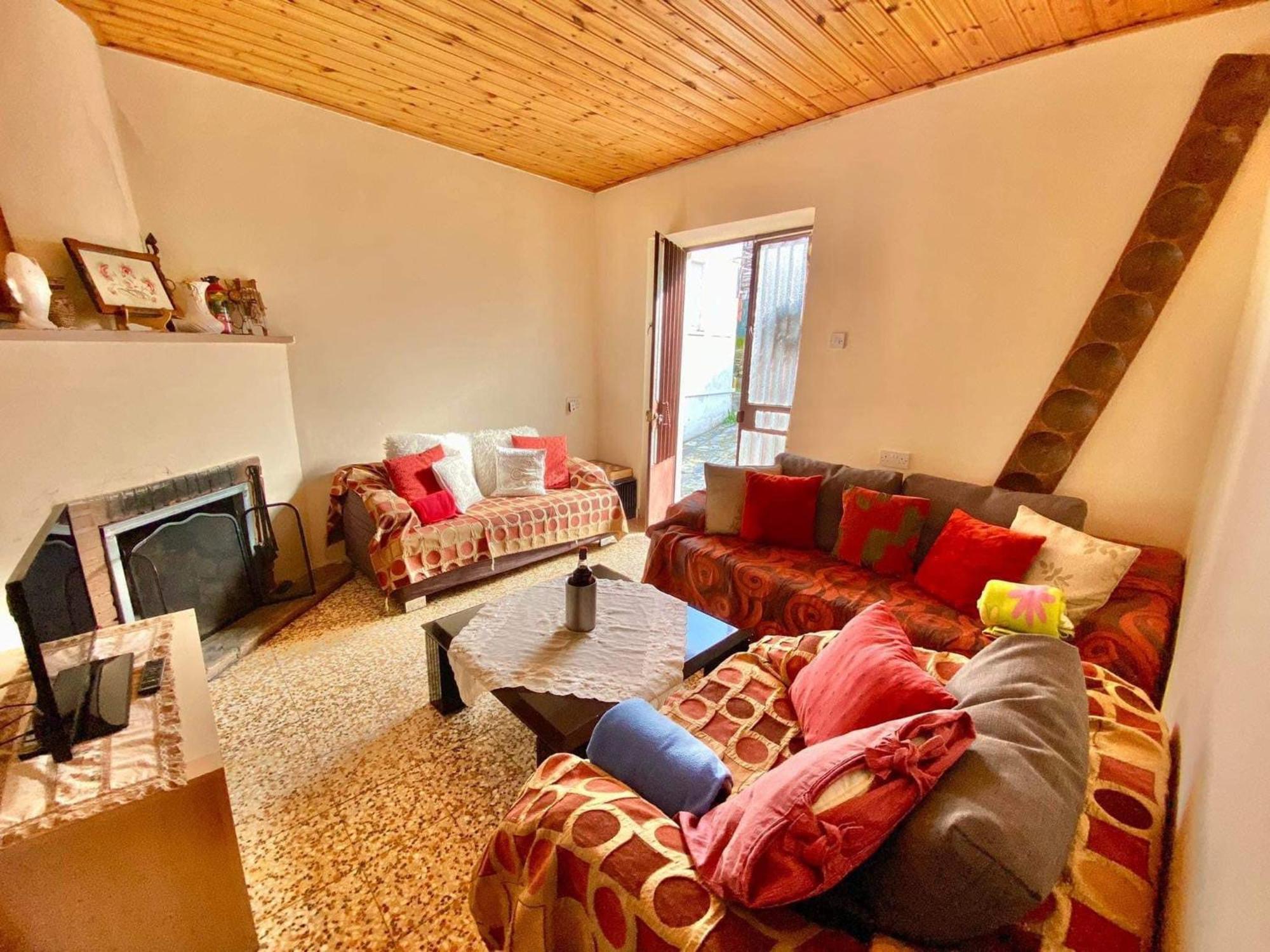 Saint Nicholas Heights Chakistra Luaran gambar