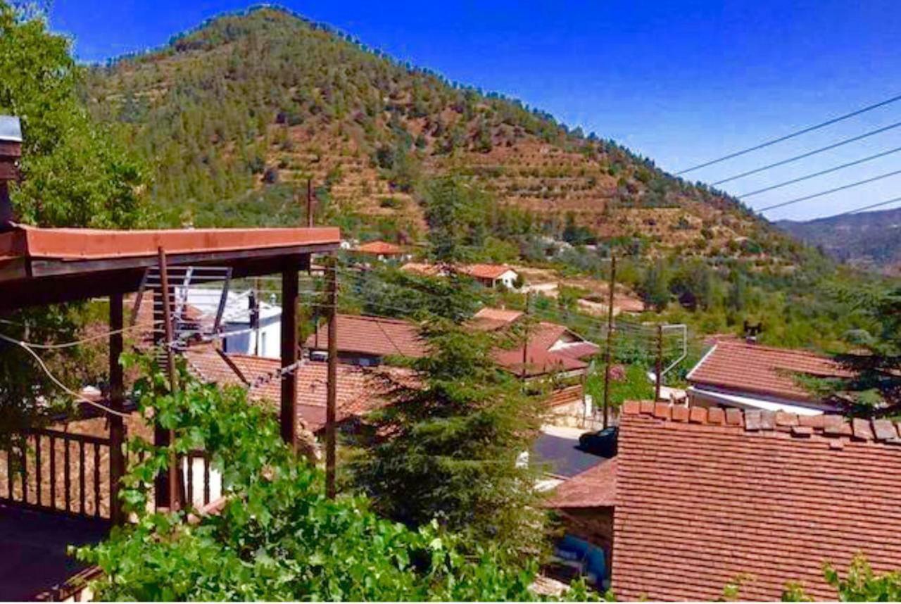 Saint Nicholas Heights Chakistra Luaran gambar