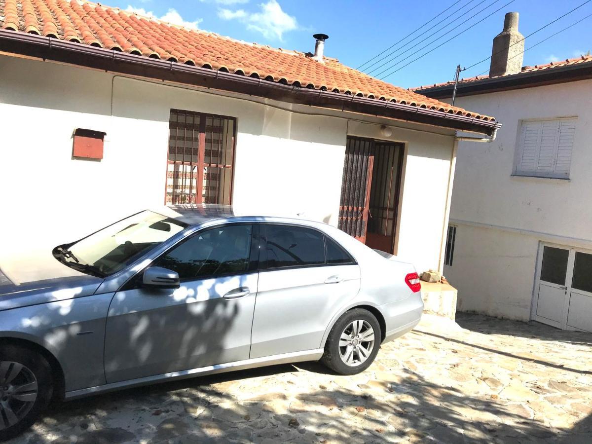 Saint Nicholas Heights Chakistra Luaran gambar