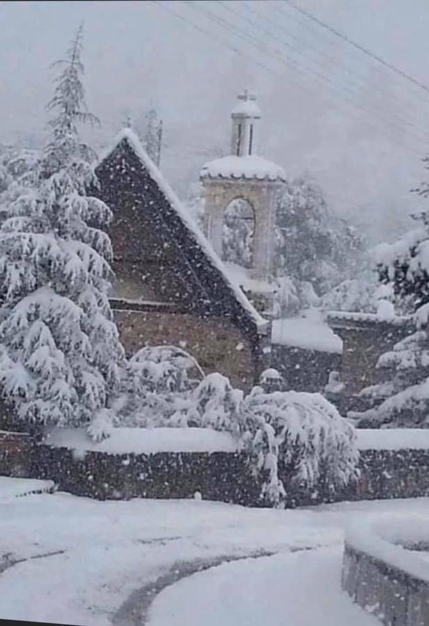 Saint Nicholas Heights Chakistra Luaran gambar